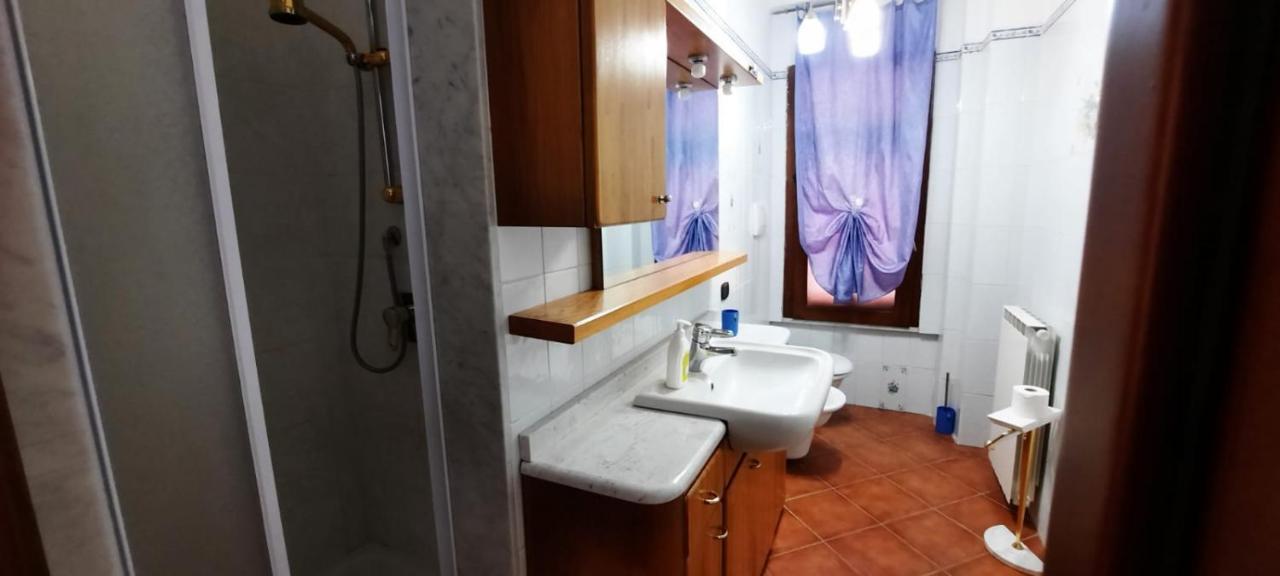Appartamento Comodo Per Lerici E 5 Terre Piano di Follo Extérieur photo